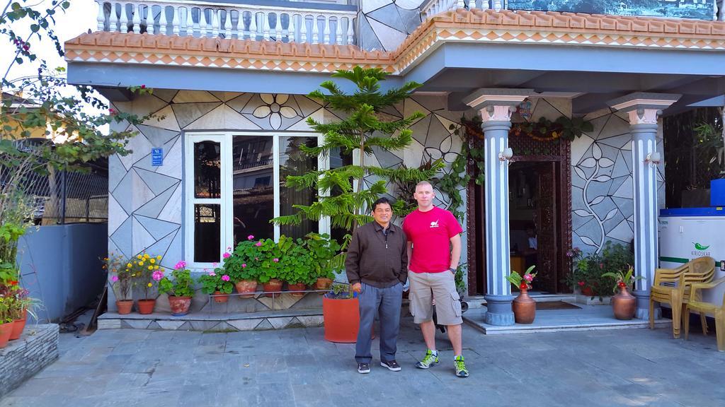 Hotel Grand Holiday Pokhara Buitenkant foto